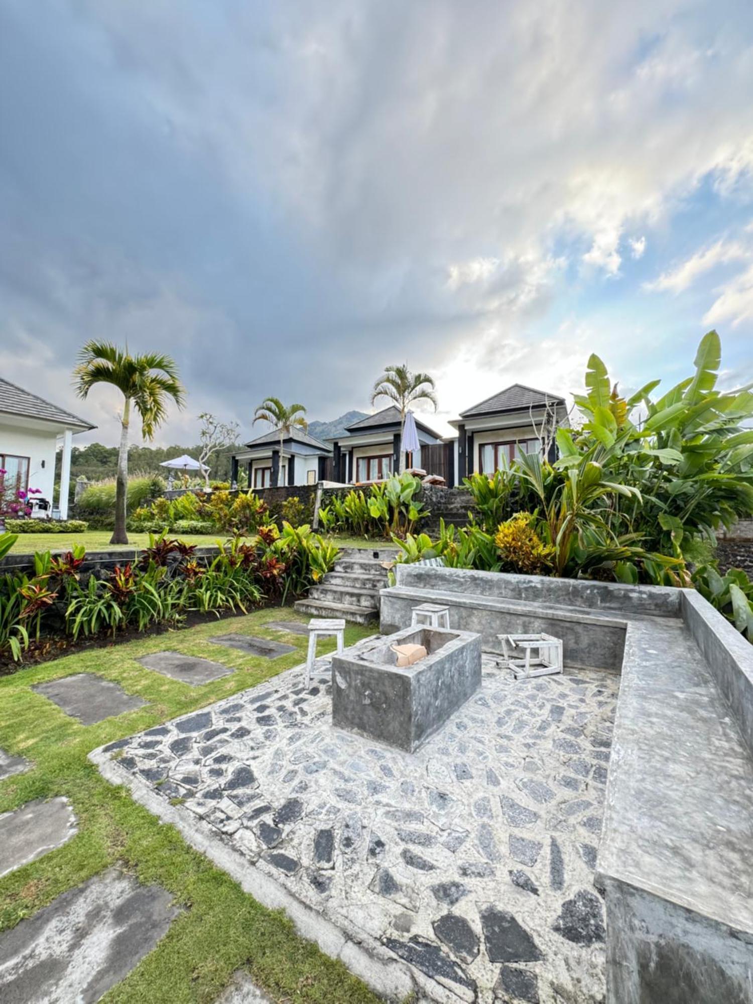 Bali Astetic Villa And Hot Spring Kintamani Exteriör bild